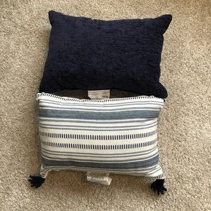 NWOT Threshold Lumbar Pillows (2)